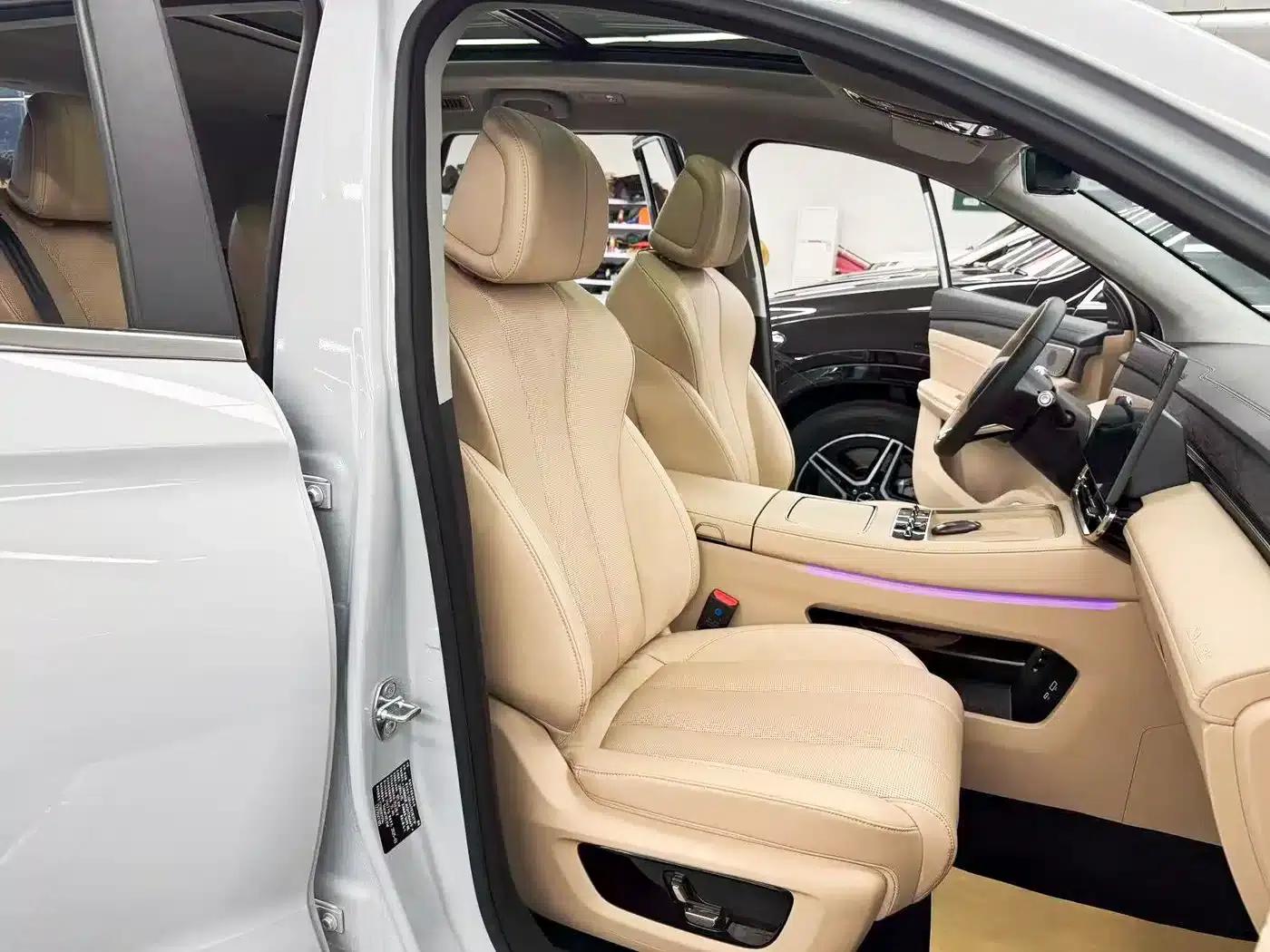 Jetour Mountain & Sea L9 2025 1.5TD 2DHT Flagship Edition 6-seater — миниатюра 11