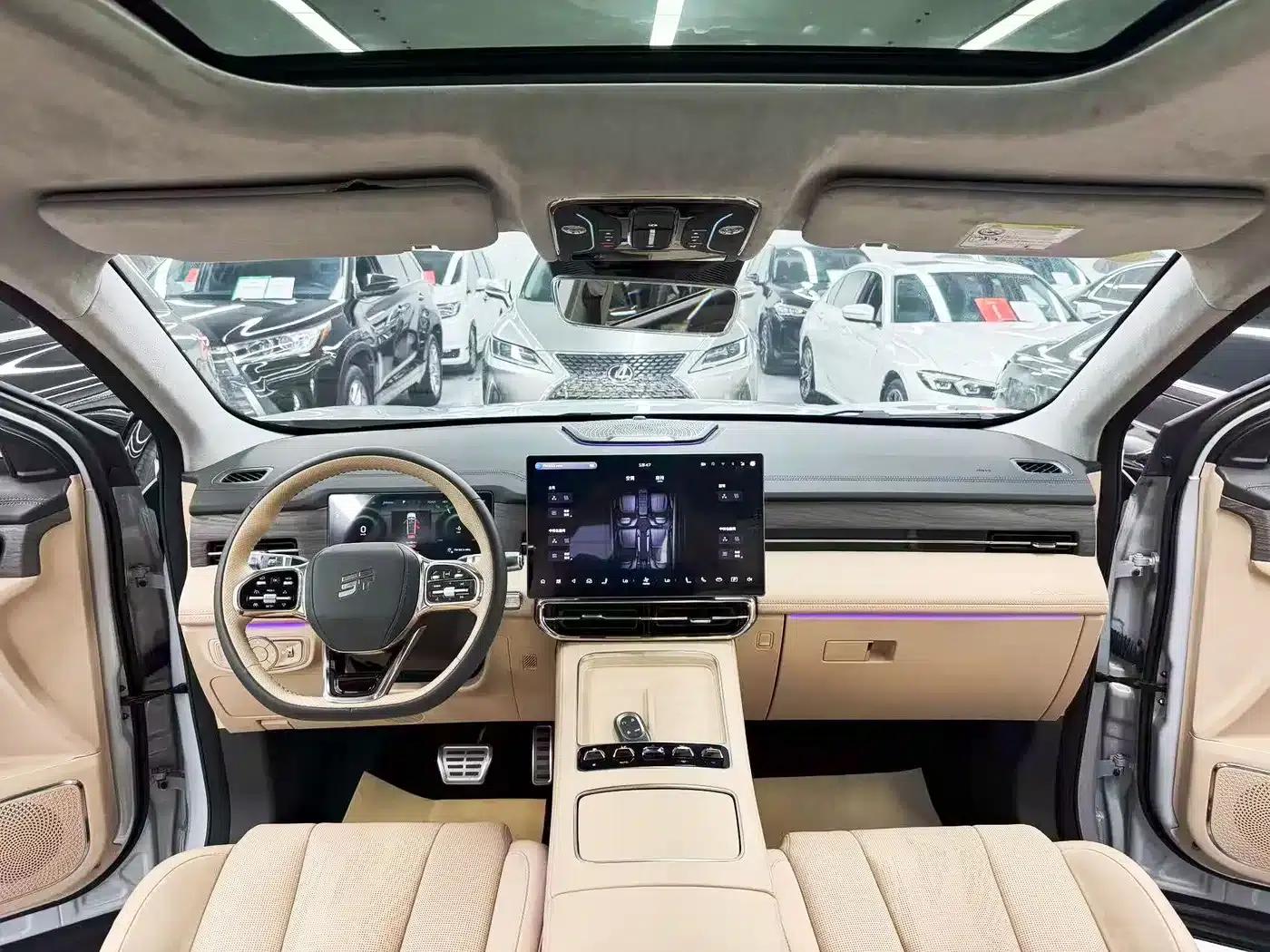 Jetour Mountain & Sea L9 2025 1.5TD 2DHT Flagship Edition 6-seater — миниатюра 9
