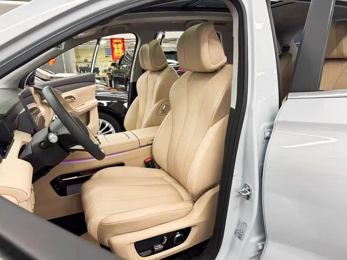 Jetour Mountain & Sea L9 2025 1.5TD 2DHT Flagship Edition 6-seater — миниатюра 10