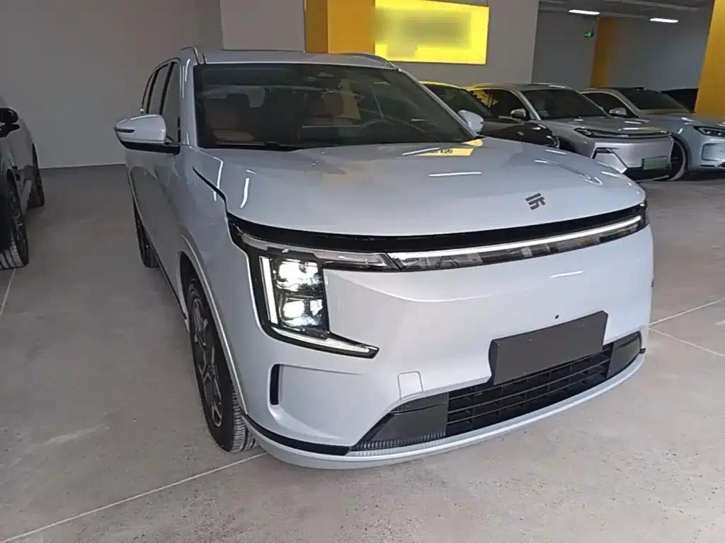 Jetour Mountain & Sea L7 PLUS 2026 Model 121km Comfort Edition 5-Seater — миниатюра 4
