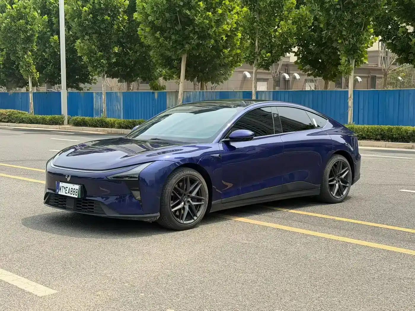 2024 Geely X7 Standard Edition — миниатюра 1