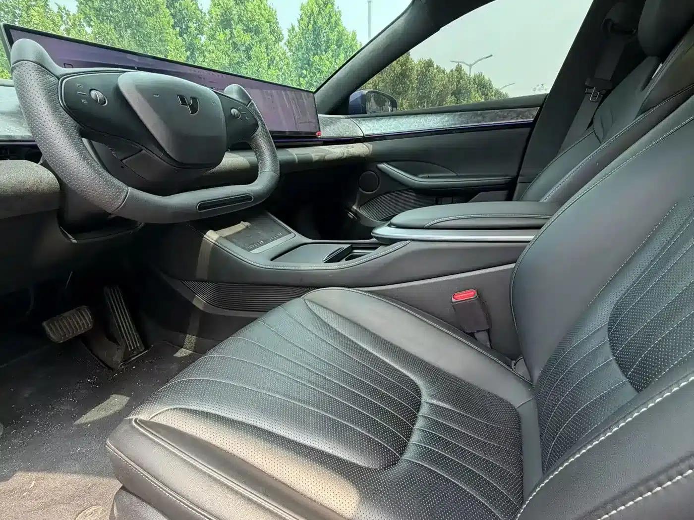 2024 Geely X7 Standard Edition — миниатюра 4