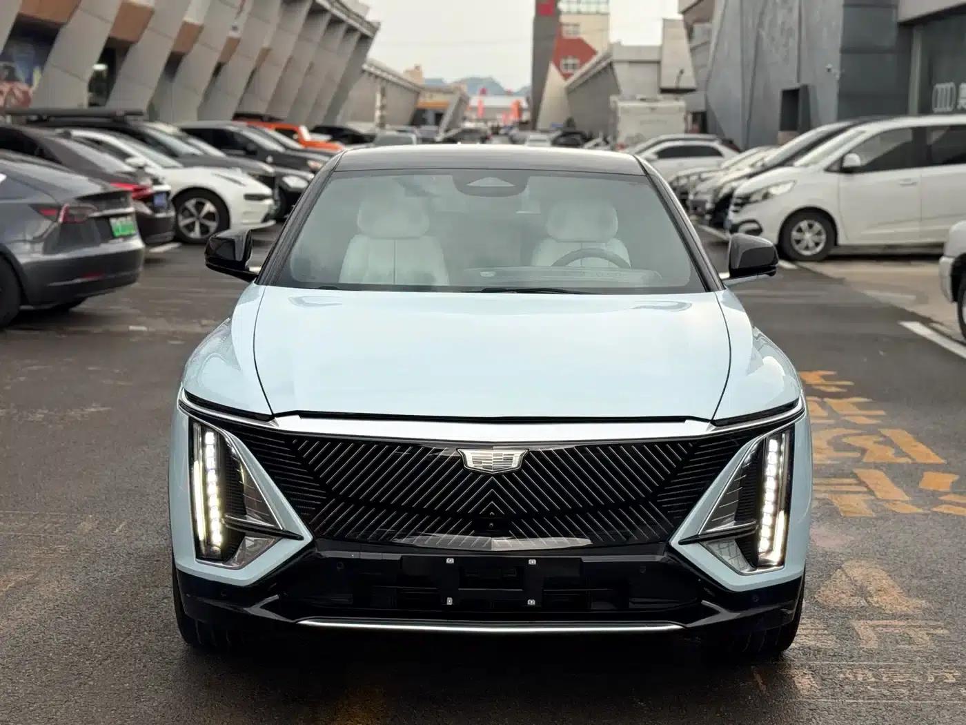 iQ Ruige 2022 Rear-Wheel Drive Long-Range Luxury Edition — миниатюра 2