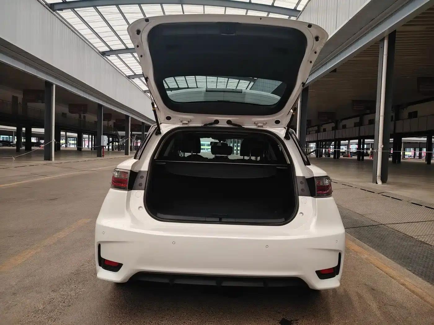 Lexus CT 2014 CT200h Comfort Edition (Single Color) — миниатюра 16