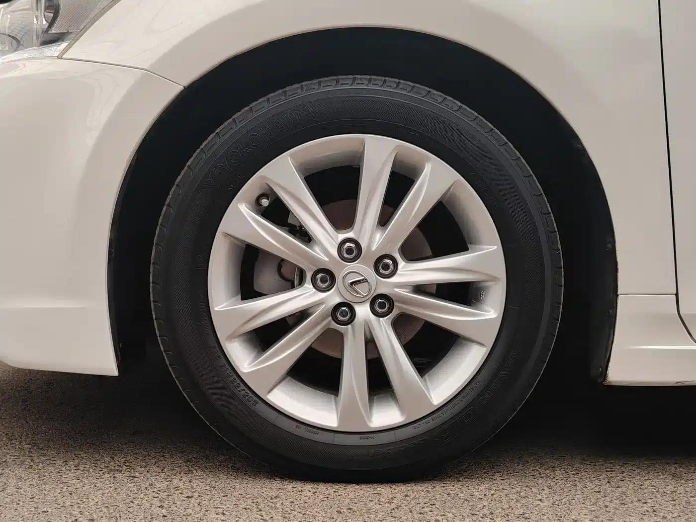 Lexus CT 2014 CT200h Comfort Edition (Single Color) — миниатюра 18