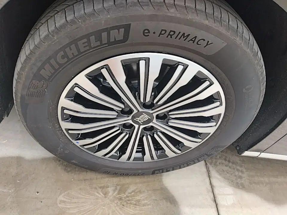 BYD Xia 2025 DM-i 1.5T 180km Beyond Edition — миниатюра 10