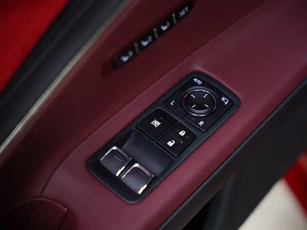 Lexus LC 2020 500h Sport — миниатюра 25