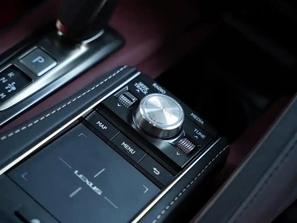 Lexus LC 2020 500h Sport — миниатюра 41