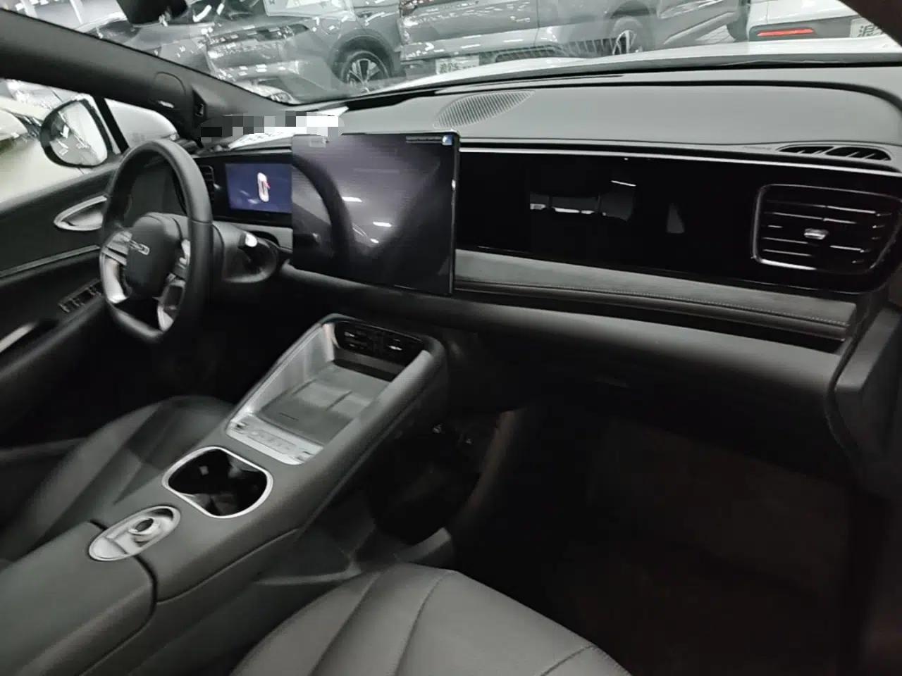 BYD Sealion 06 New Energy 2025 Model DM-i 170 Navigation Plus Edition — миниатюра 17