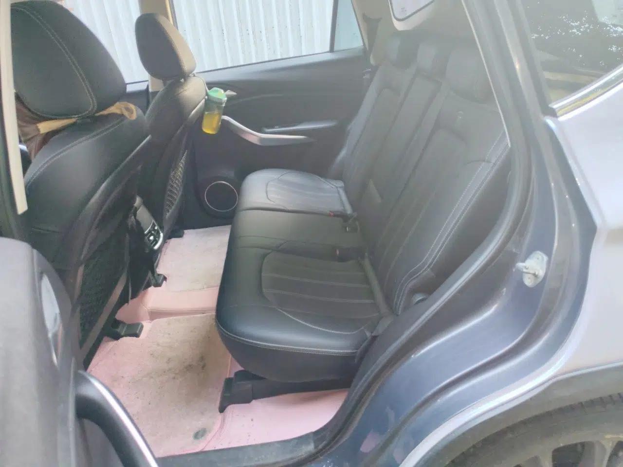 BYD Song New Energy 2019 Song DM 1.5TID Smart Connect Premium Model — миниатюра 17