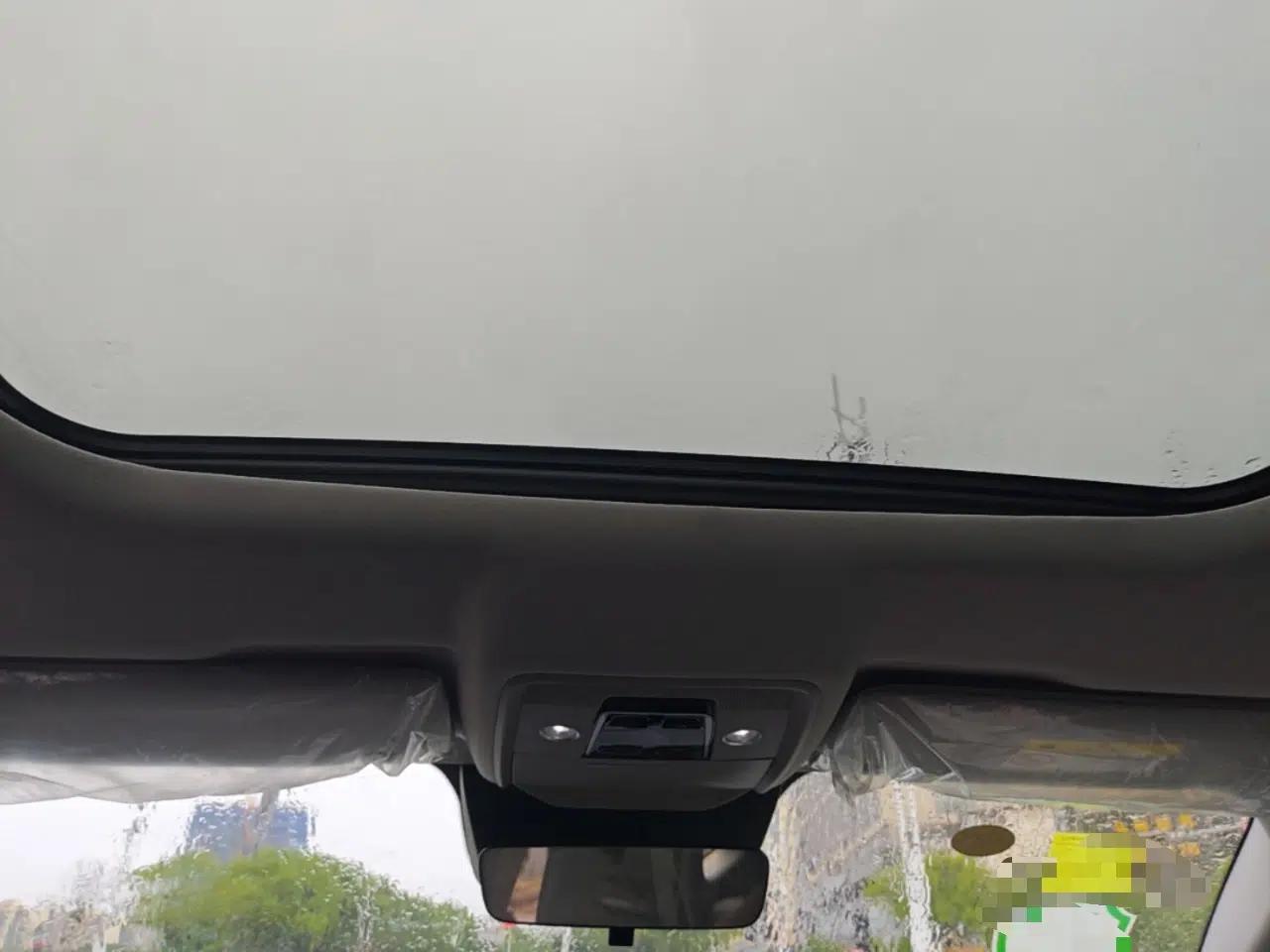 BYD Sealion 05 DM-i 2025 DM-i 75KM Prestige Model — миниатюра 21