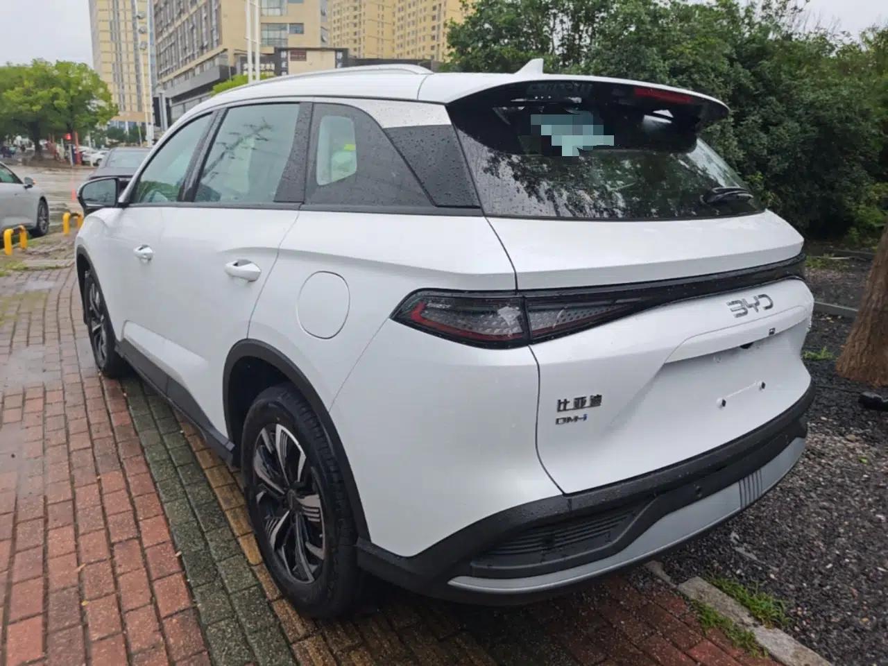 BYD Sealion 05 DM-i 2025 DM-i 75KM Prestige Model — миниатюра 4