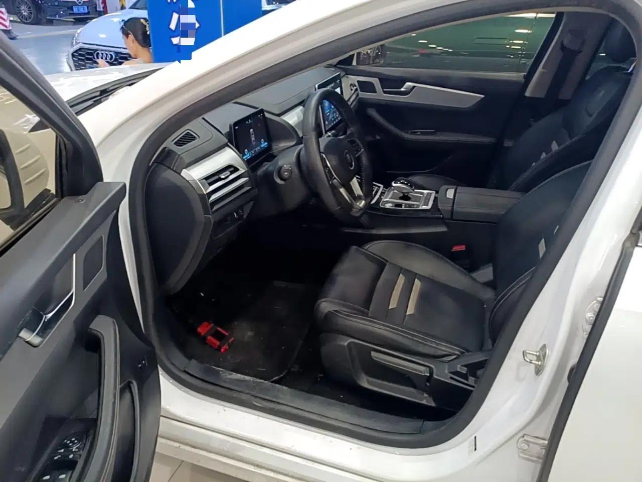 BYD Qin Pro New Energy 2019 DM Super Edition 1.5TI Automatic Smart Connect X-Trail Model China VI Standard — миниатюра 18