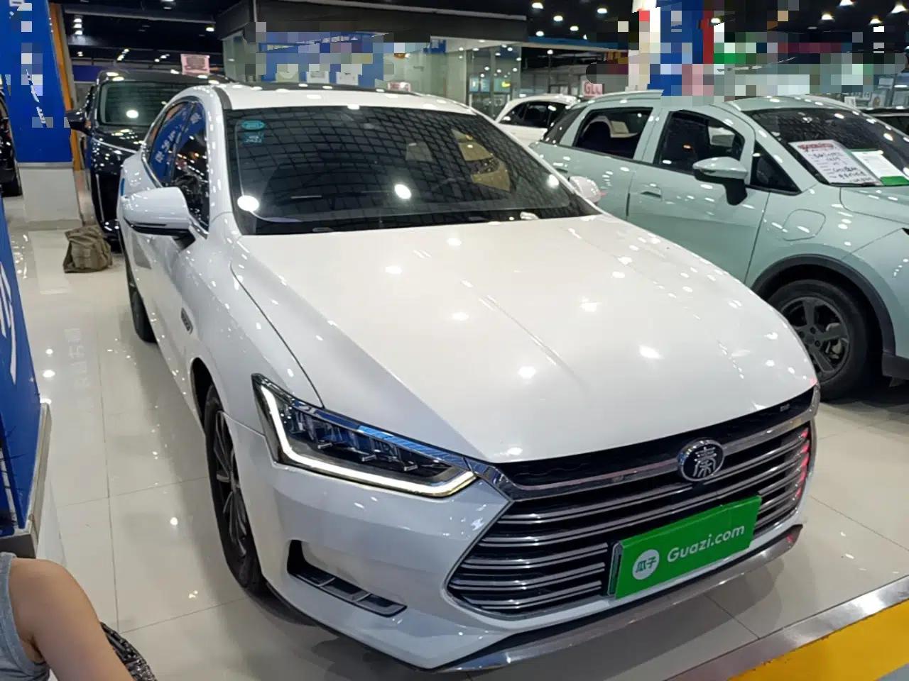 BYD Qin Pro New Energy 2019 DM Super Edition 1.5TI Automatic Smart Connect X-Trail Model China VI Standard — миниатюра 3