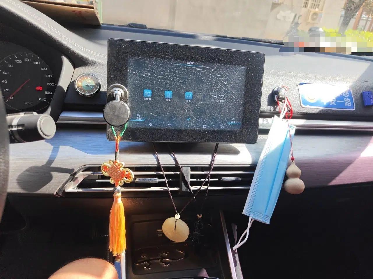 BYD Qin 2019 1.5L Automatic Luxury Model — миниатюра 13