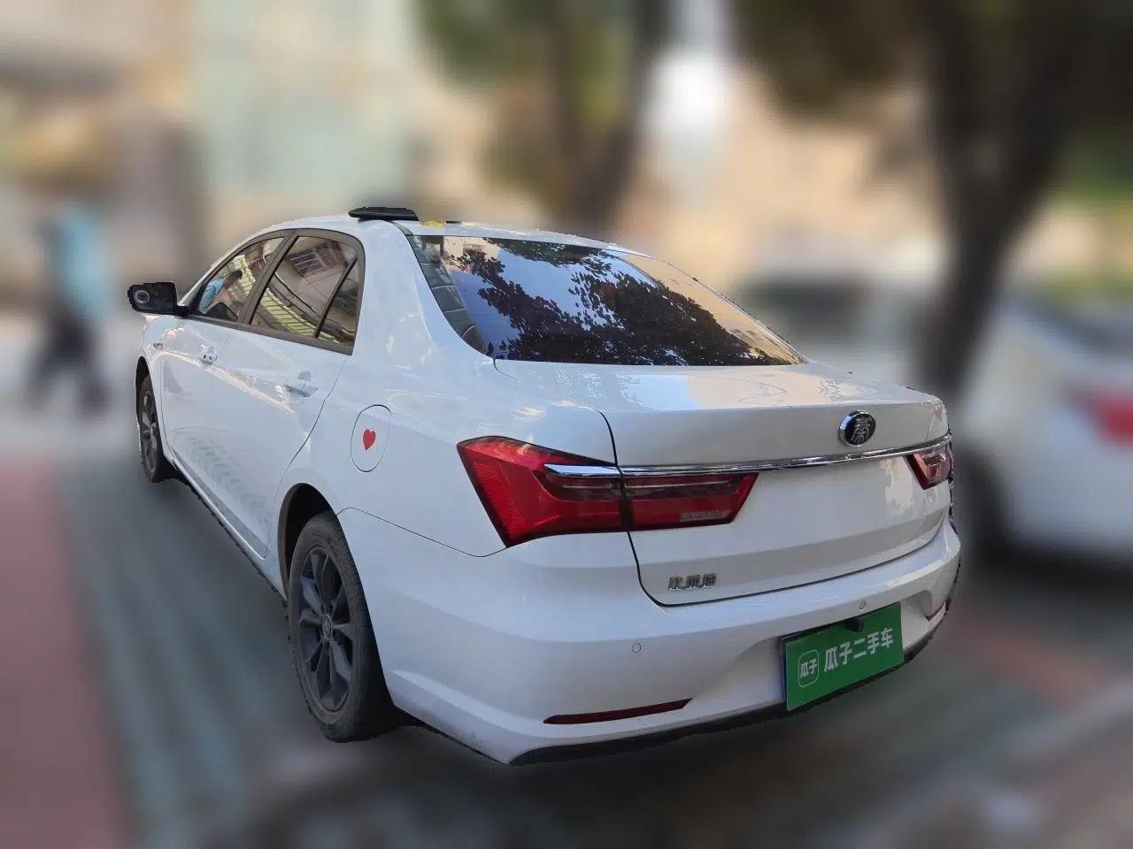 BYD Qin 2019 1.5L Automatic Luxury Model — миниатюра 4