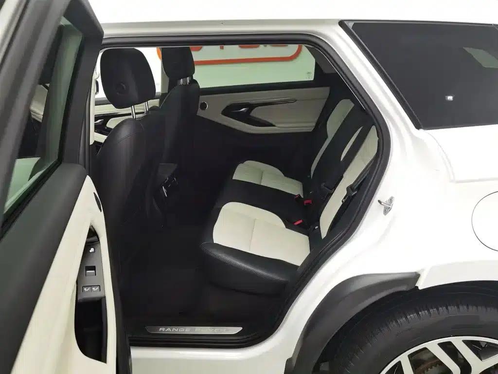 Range Rover Evoque PHEV 2021 Model P300e Luxury Edition — миниатюра 15