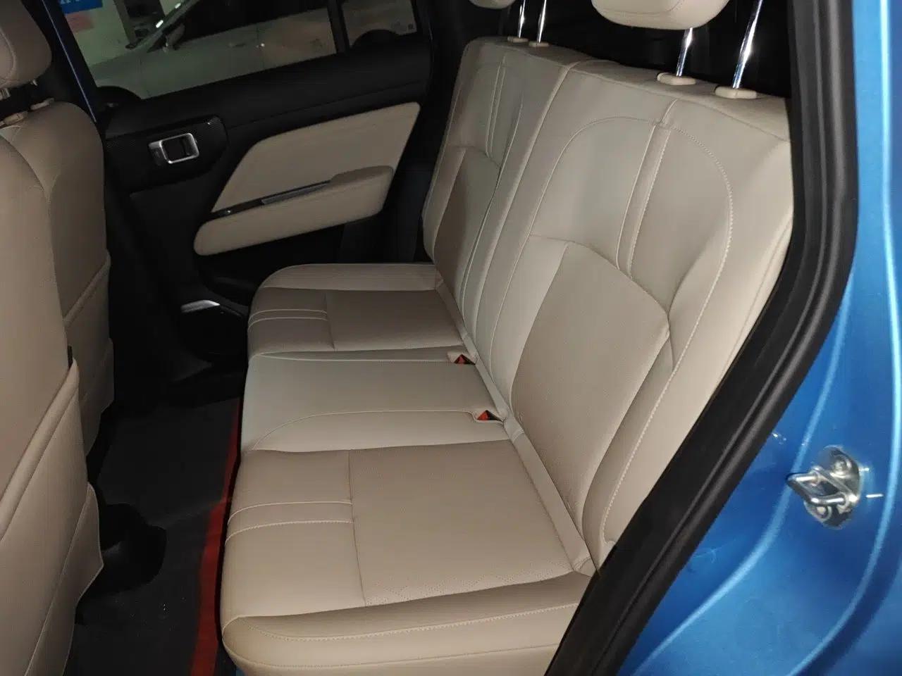 Baojun Spark EUV 2024 Prestige Edition 4 Seats — миниатюра 17