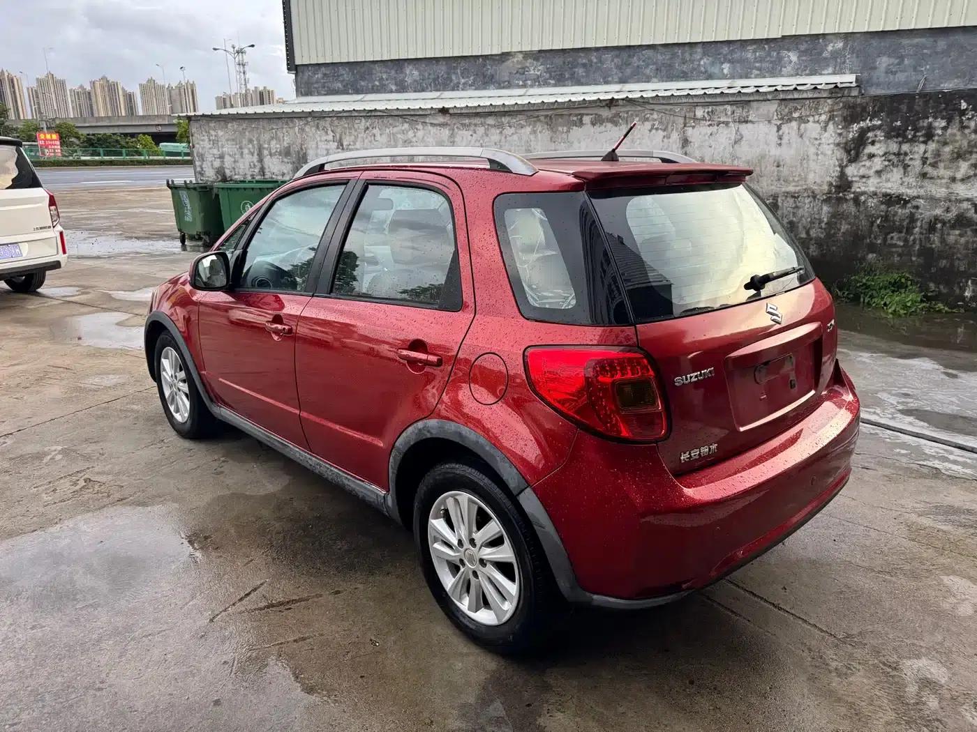 SX4 2013 1.6L Automatic Cool Edition — миниатюра 5