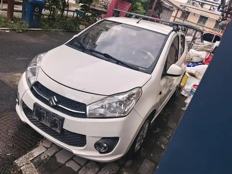 Alto 2016 1.0L Automatic Luxury Dynamic Edition — миниатюра 1