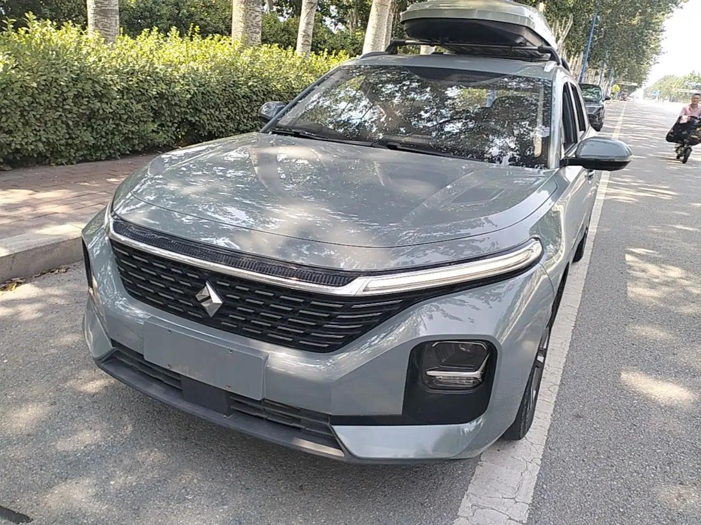 Baojun Valli 2021 1.5T Naqu Starry Sky CVT Flagship Model — миниатюра 1