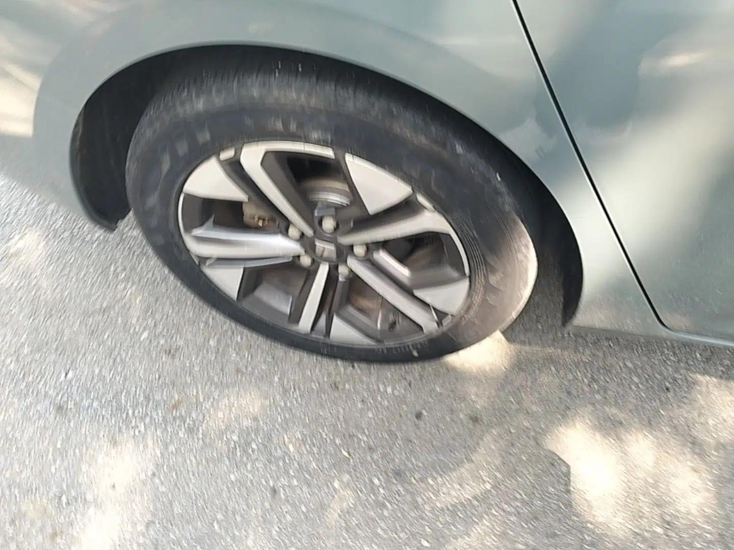 Baojun Valli 2021 1.5T Naqu Starry Sky CVT Flagship Model — миниатюра 11