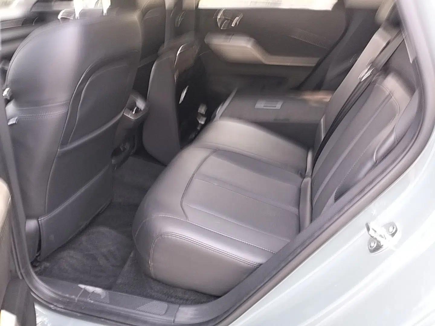 Baojun Valli 2021 1.5T Naqu Starry Sky CVT Flagship Model — миниатюра 20