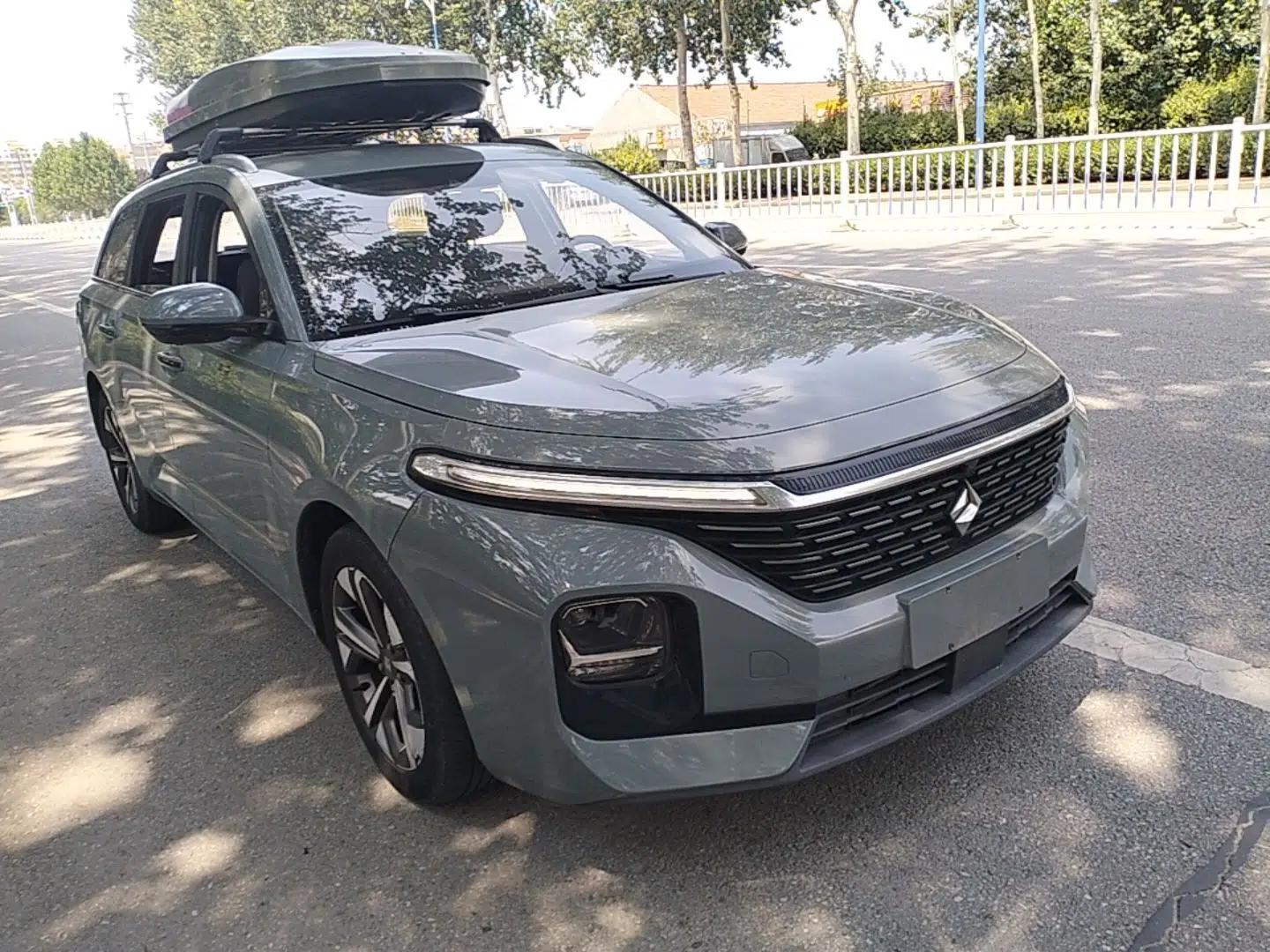 Baojun Valli 2021 1.5T Naqu Starry Sky CVT Flagship Model — миниатюра 3