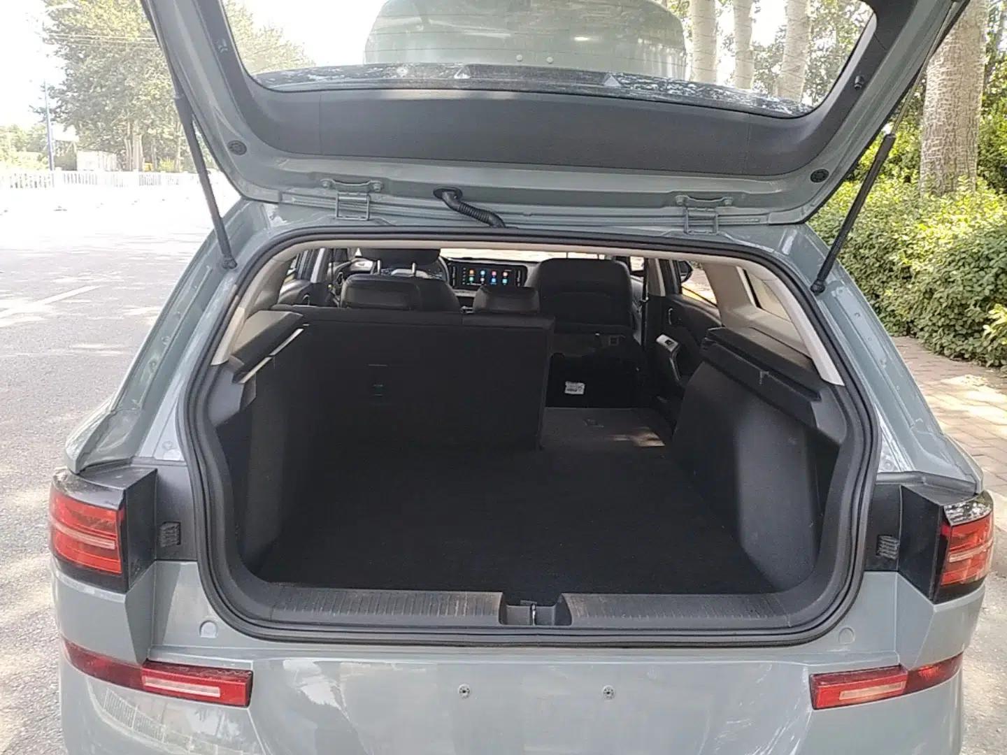 Baojun Valli 2021 1.5T Naqu Starry Sky CVT Flagship Model — миниатюра 22