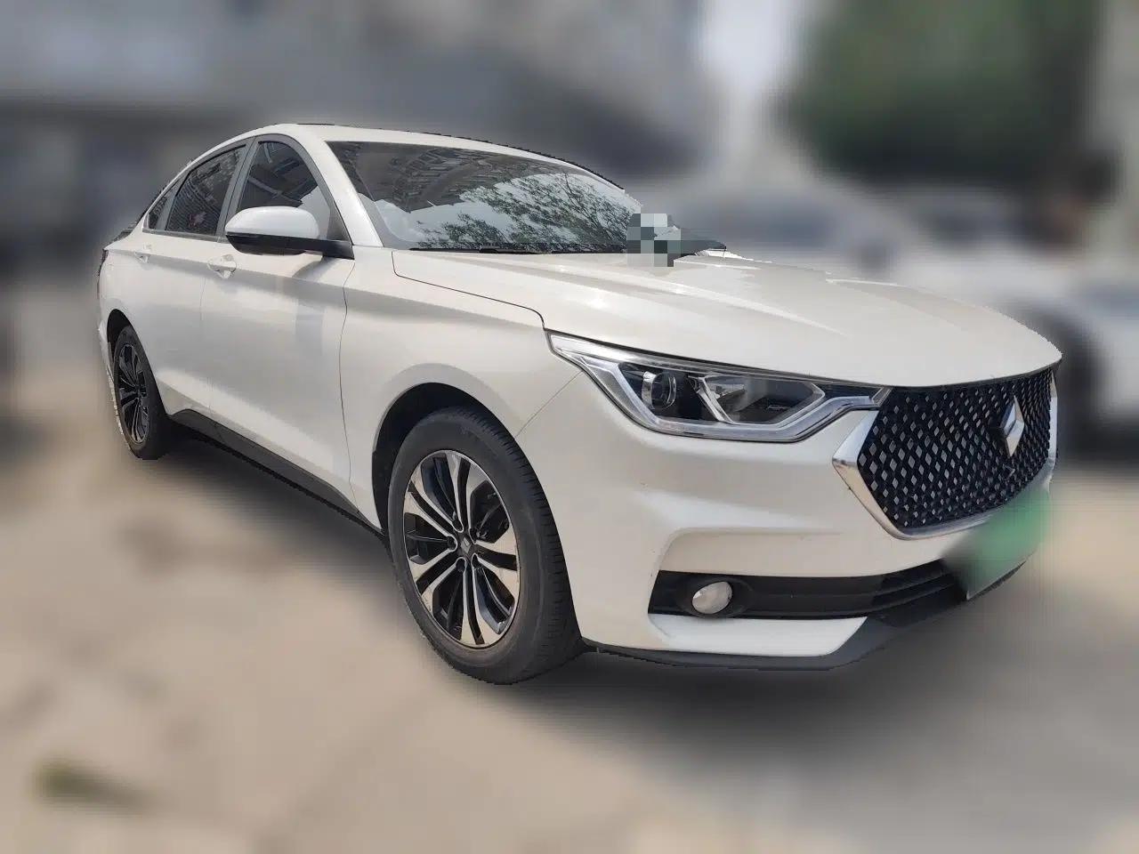 Baojun RC-6 2019 1.5T CVT 24-Hour Online Prestige Edition — миниатюра 3