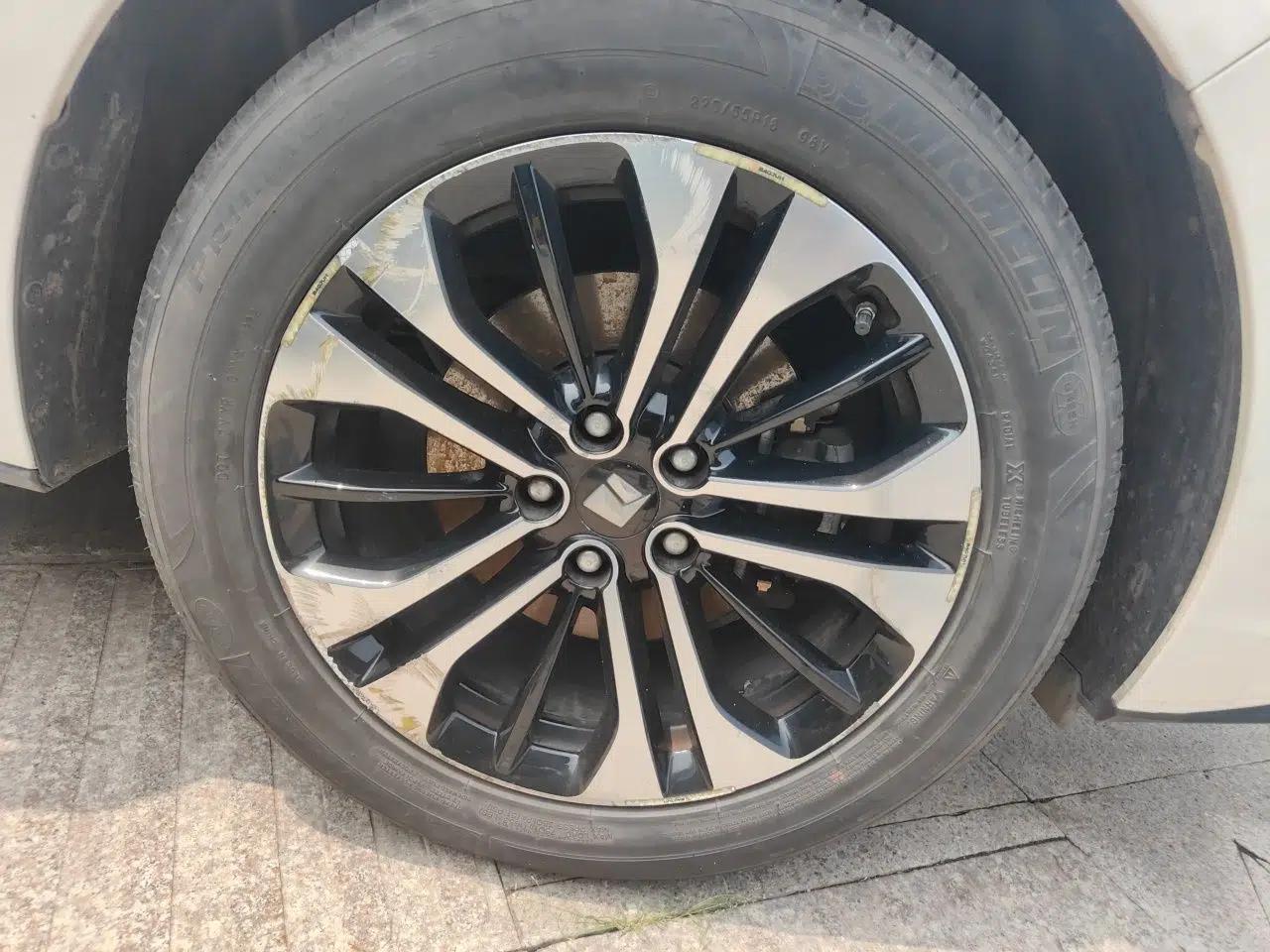 Baojun RC-6 2019 1.5T CVT 24-Hour Online Prestige Edition — миниатюра 8