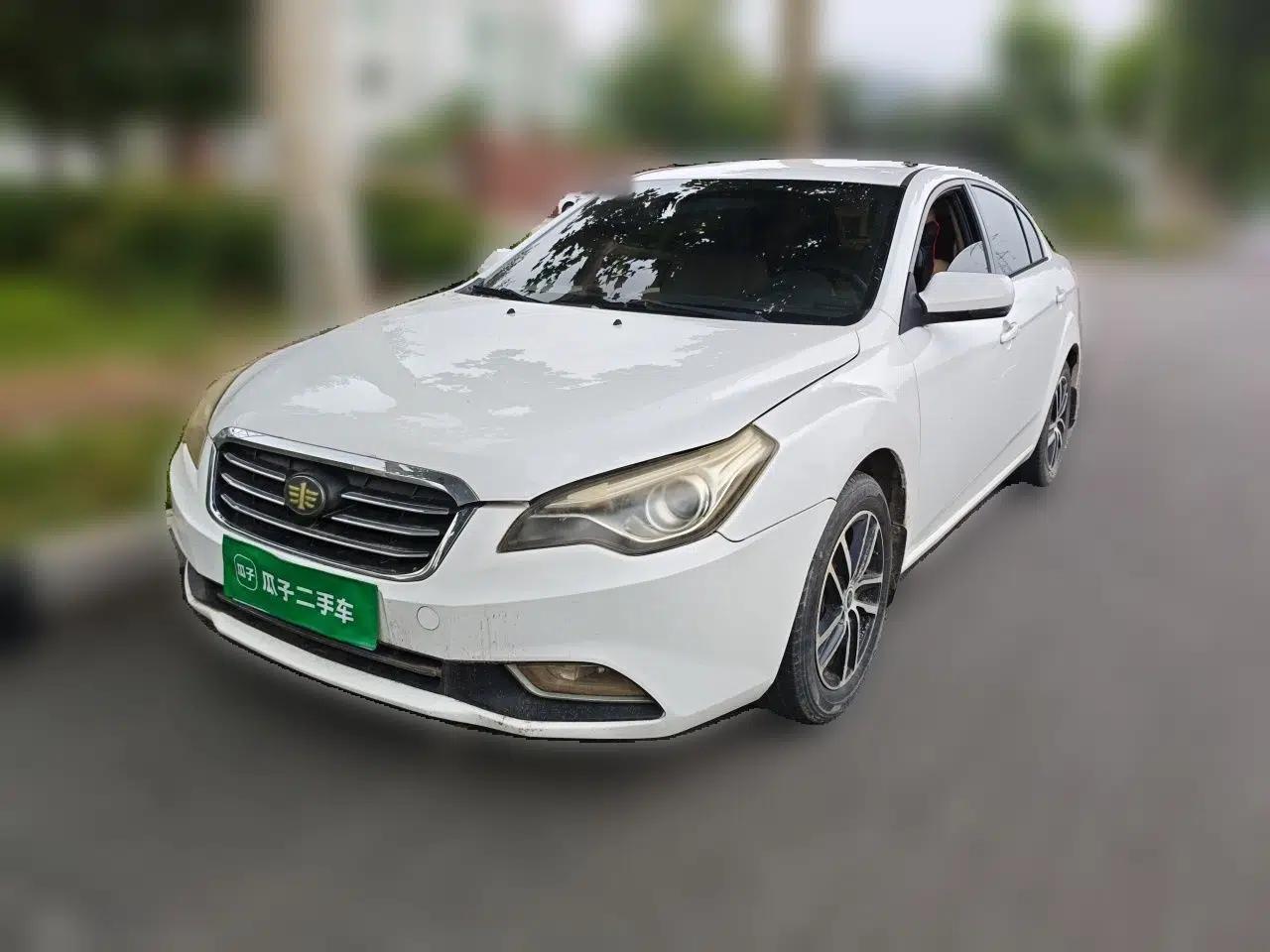 Bestune B50 2013 1.6L manual Comfort trim level — миниатюра 1