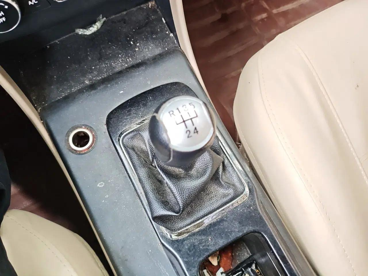 Bestune B50 2013 1.6L manual Comfort trim level — миниатюра 14