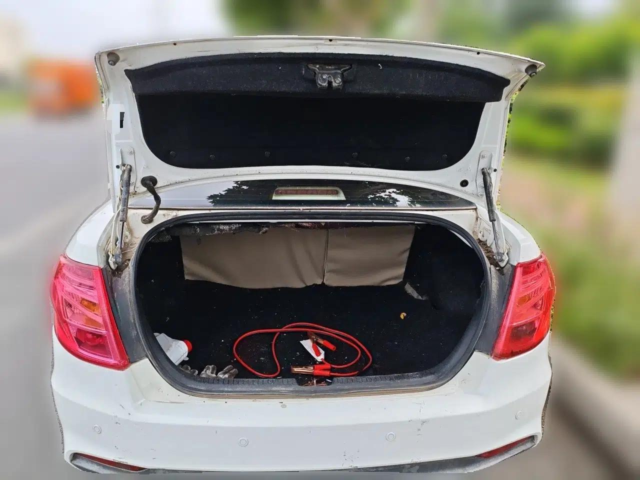Bestune B50 2013 1.6L manual Comfort trim level — миниатюра 19