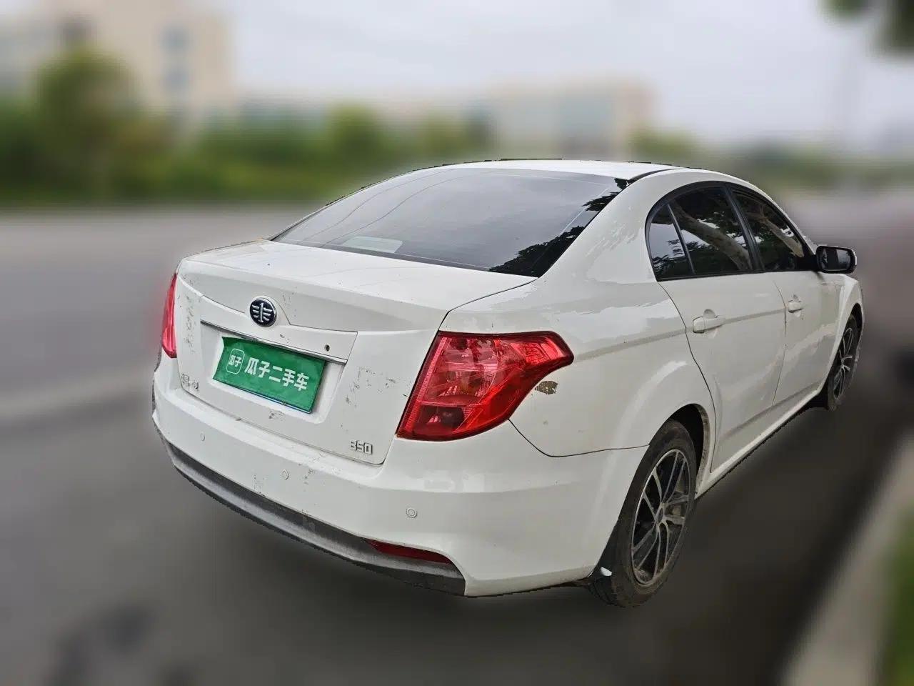 Bestune B50 2013 1.6L manual Comfort trim level — миниатюра 6