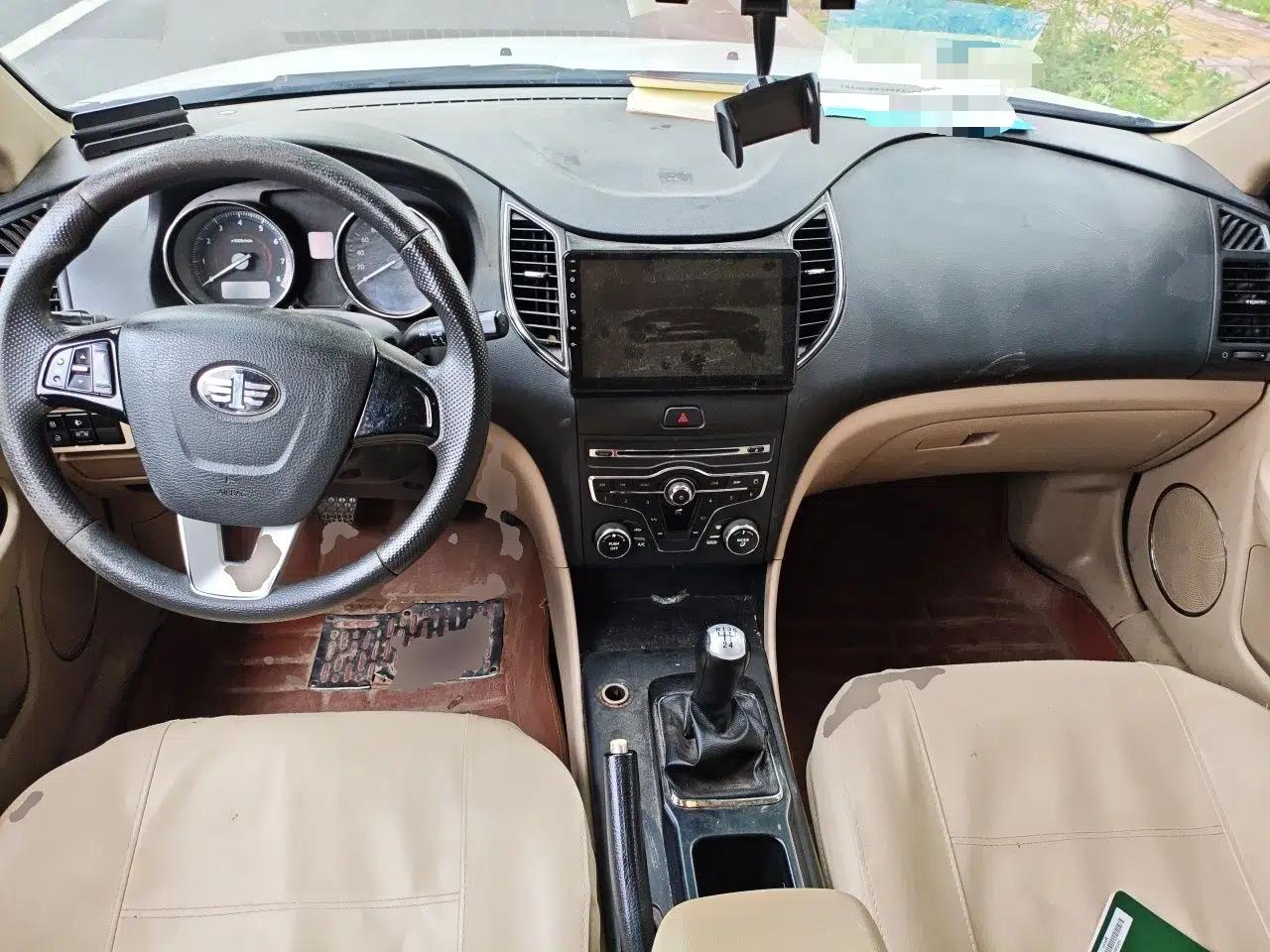Bestune B50 2013 1.6L manual Comfort trim level — миниатюра 9