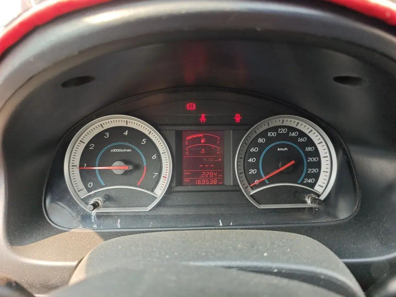 Bestune B50 2013 1.6L manual Partner Edition — миниатюра 11
