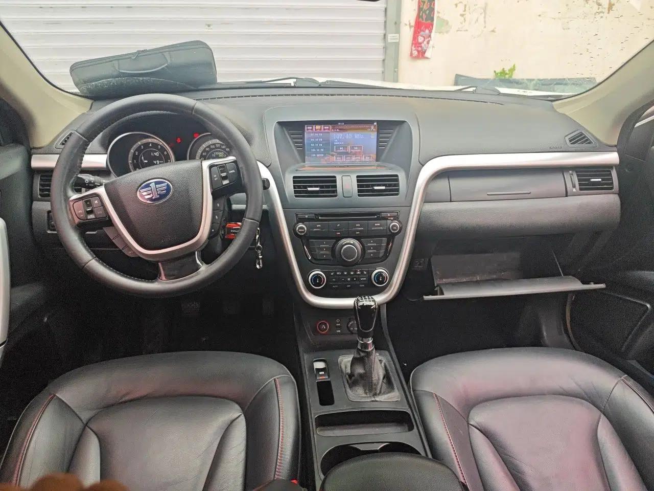 Bestune X80 2013 2.0L manual luxury version — миниатюра 9