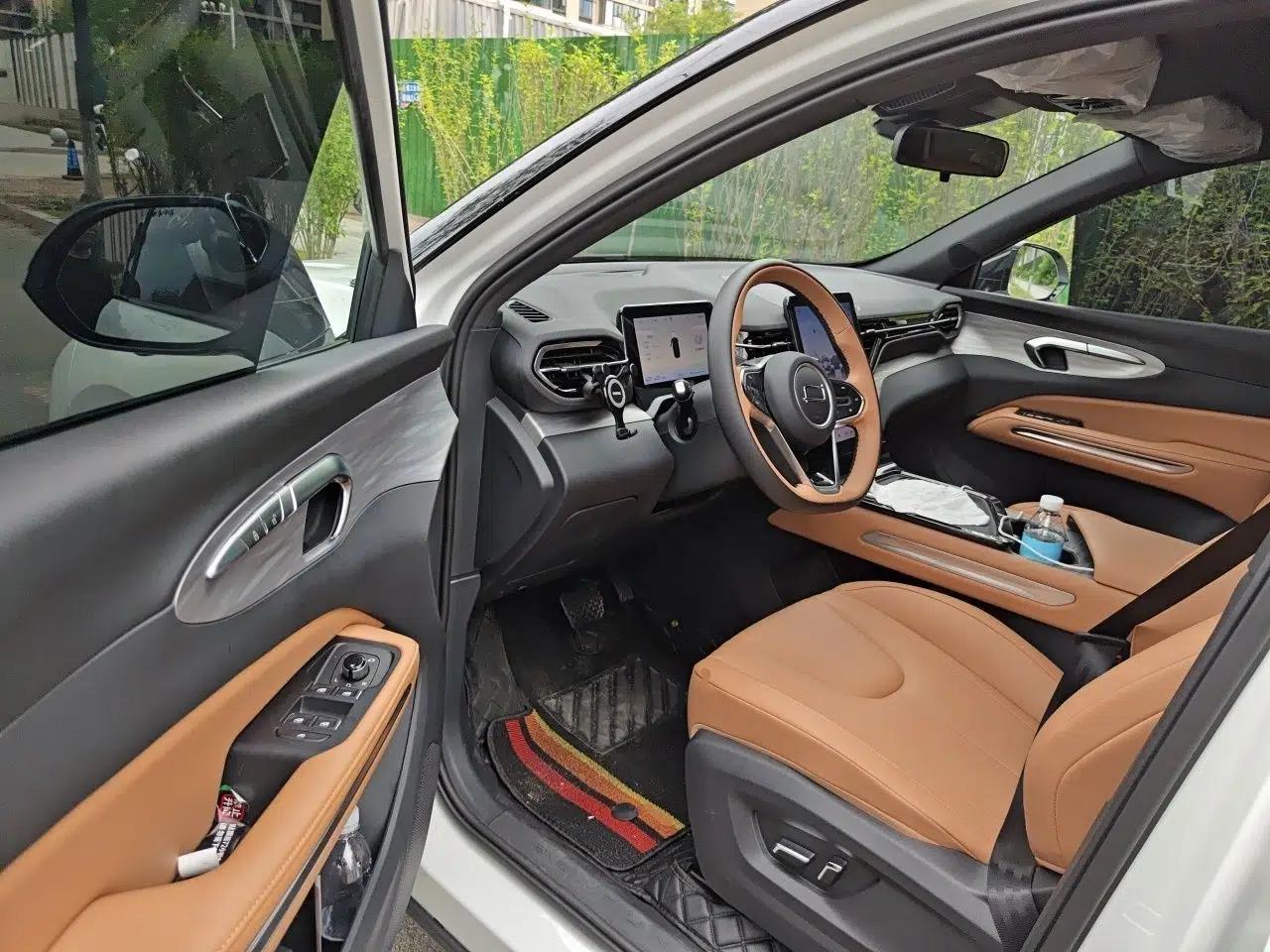 Bestune Yueyi 07 2025 210km Joyful Edition — миниатюра 16
