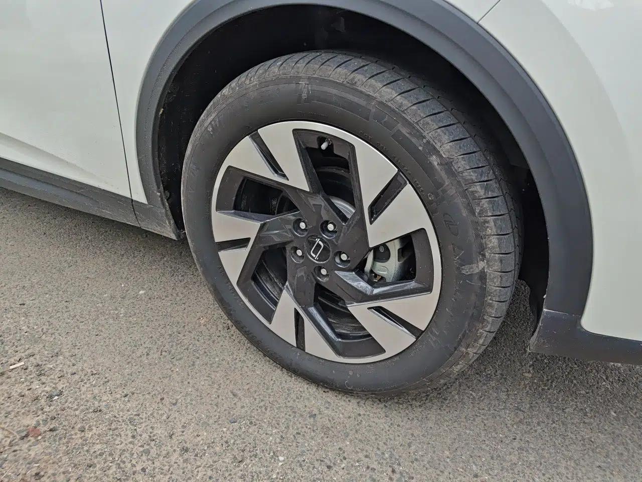 Bestune Yueyi 07 2025 210km Joyful Edition — миниатюра 8