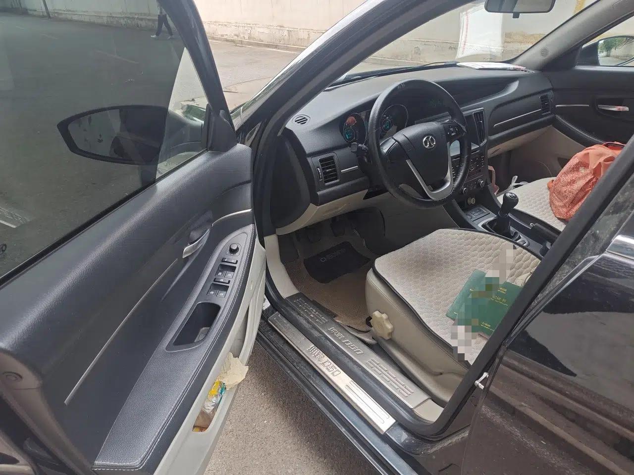 BAIC Senova D50 2014 1.5L manual comfort version — миниатюра 16