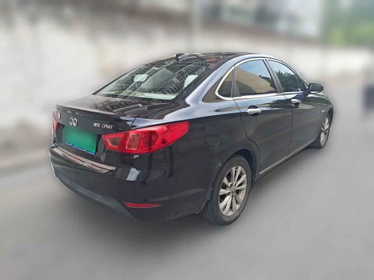 BAIC Senova D50 2014 1.5L manual comfort version — миниатюра 6