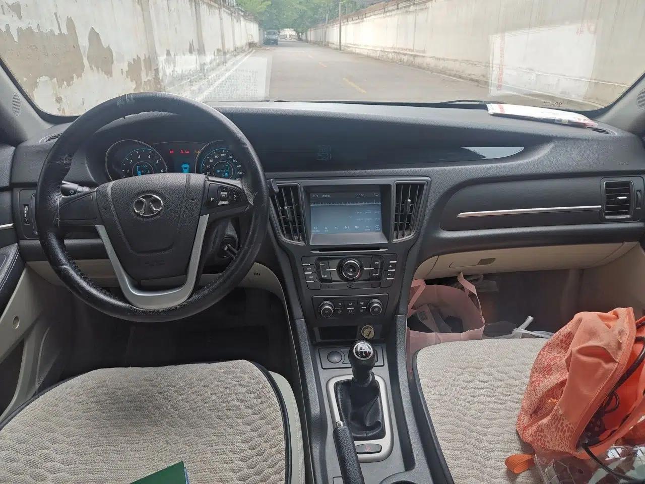 BAIC Senova D50 2014 1.5L manual comfort version — миниатюра 9