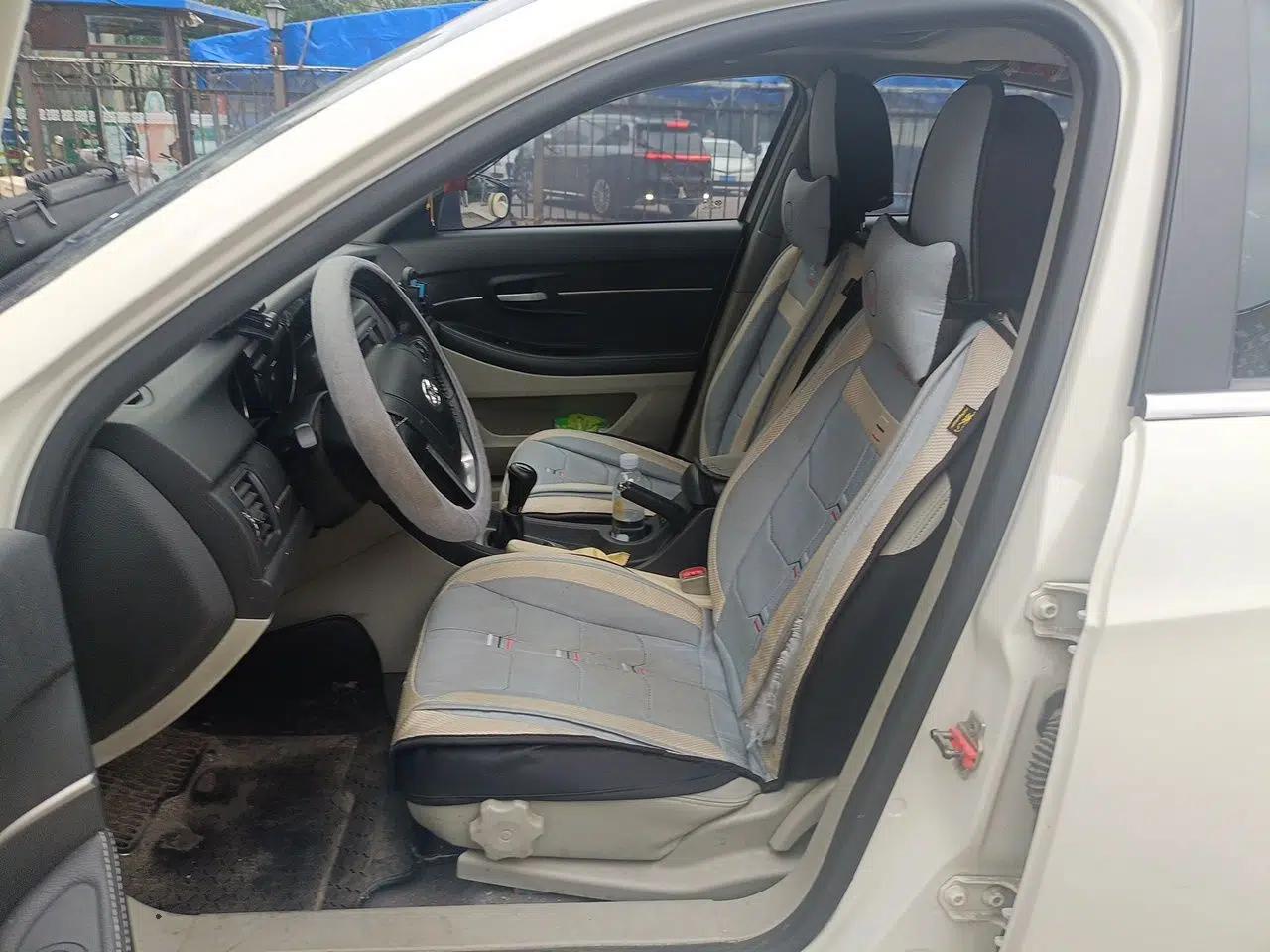 BAIC Senova D50 2016 1.5L Manual Elite Edition — миниатюра 15