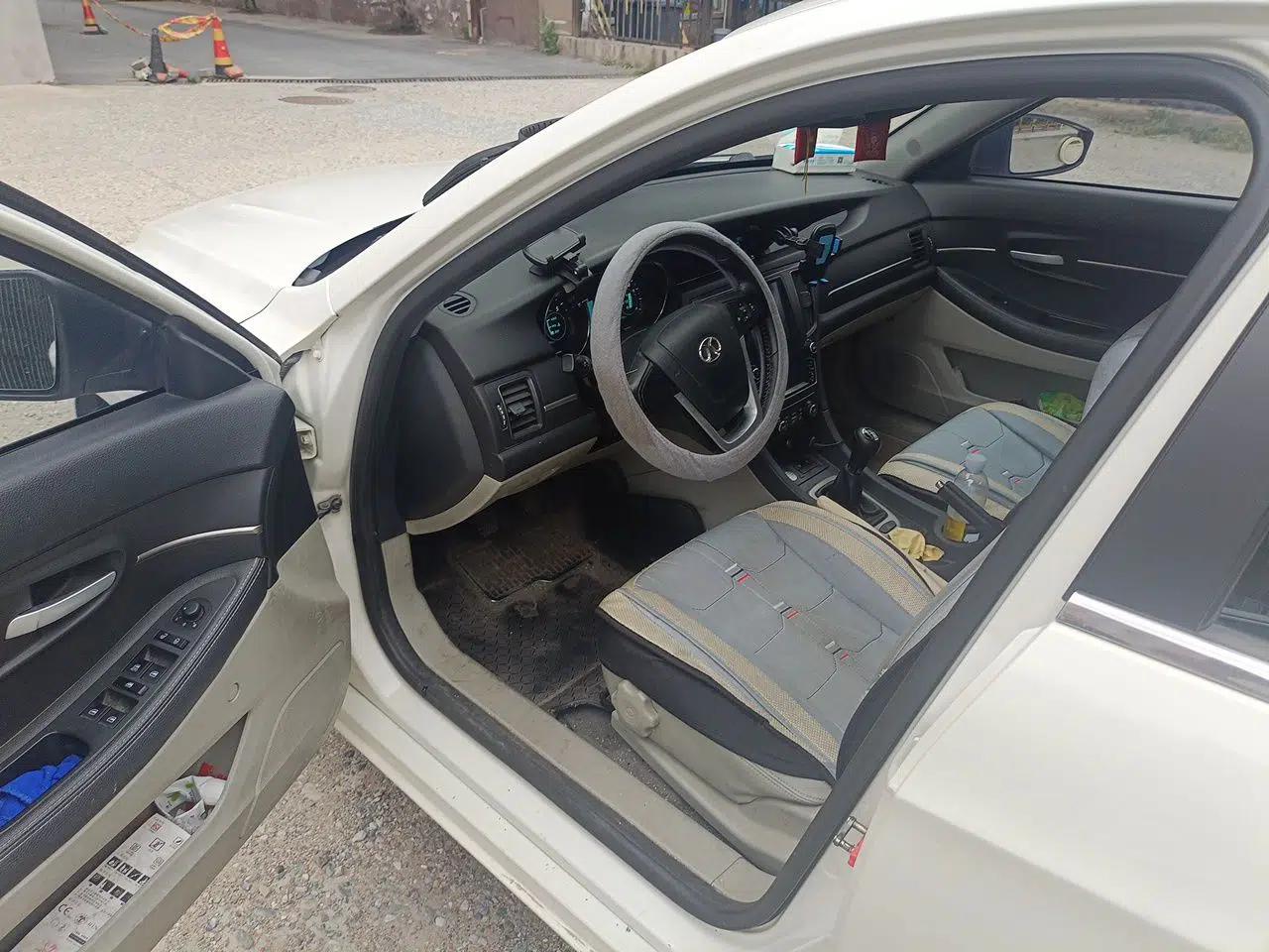 BAIC Senova D50 2016 1.5L Manual Elite Edition — миниатюра 16