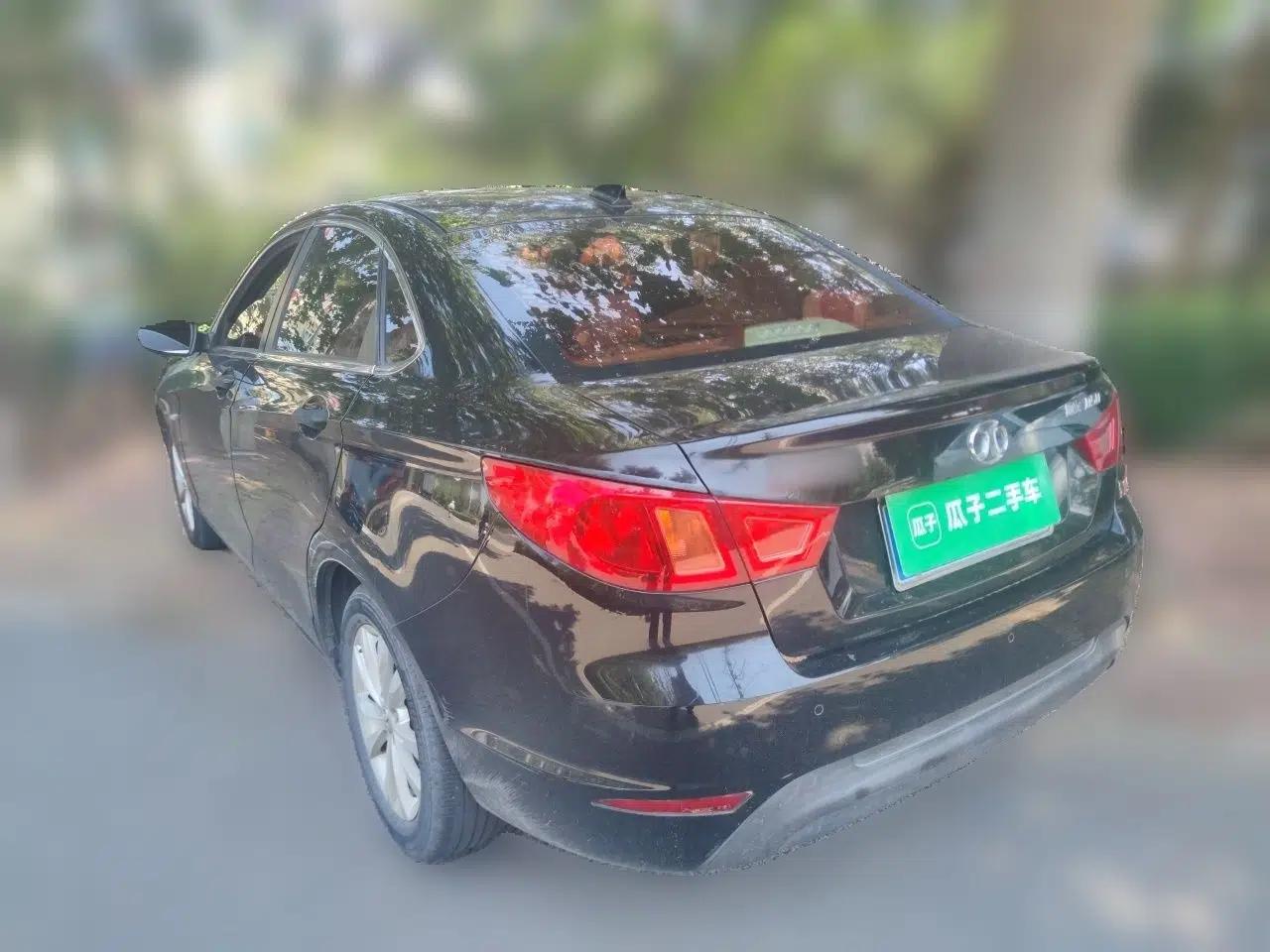 BAIC Senova D50 2014 1.5L manual comfort version — миниатюра 4