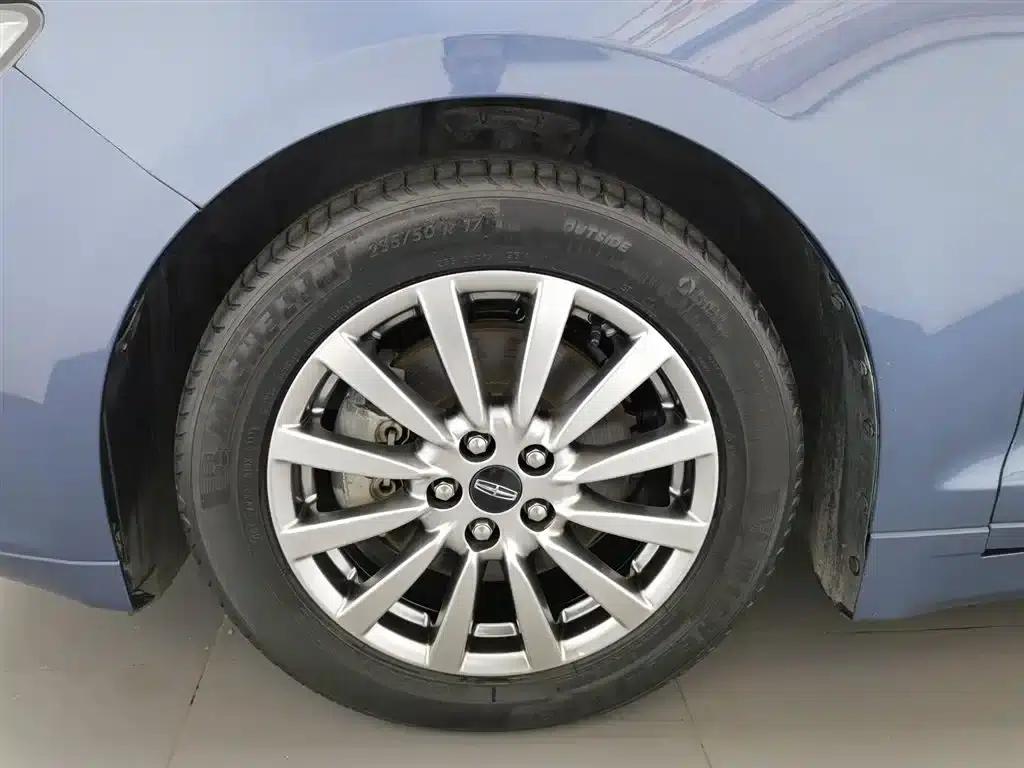 Lincoln MKZ 2018 2.0T Premium Edition — миниатюра 17
