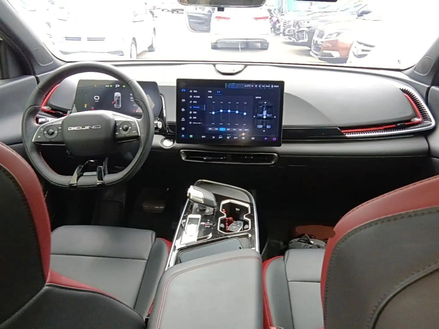 BAIC Rubik 2023 1.5T DCT Golden Edition — миниатюра 12