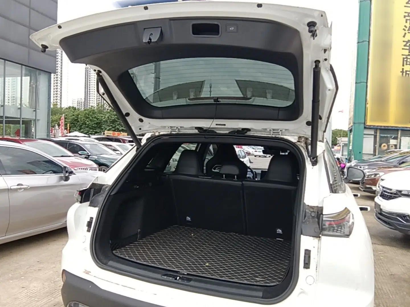 BAIC Rubik 2023 1.5T DCT Golden Edition — миниатюра 22