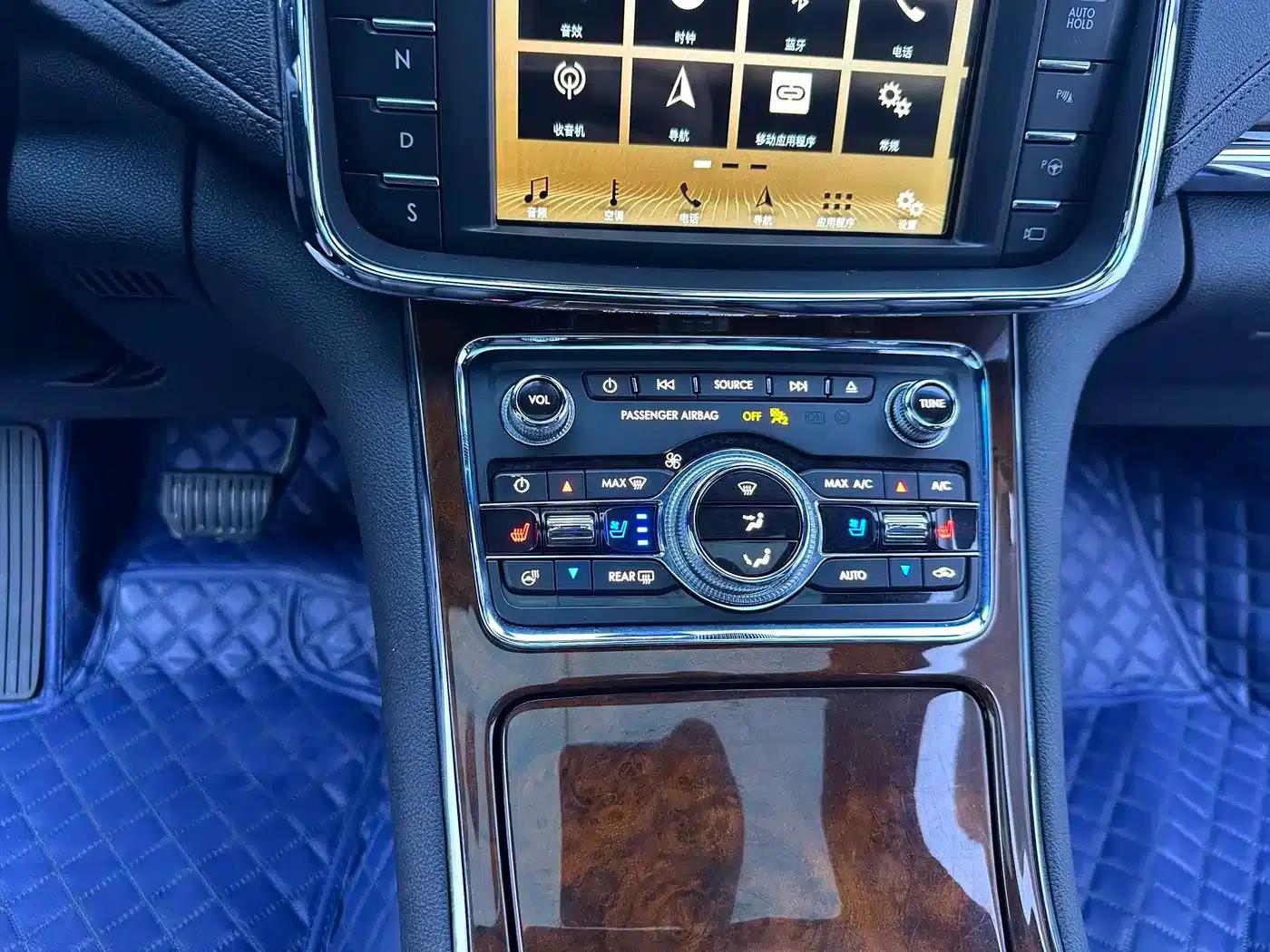 Lincoln Continental 2017 2.0T Two-Wheel Drive Premium Edition — миниатюра 20
